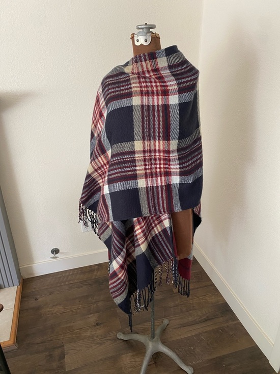 Accessories - Plaid Fringe Poncho in Navy, Burgundy & Cream lightweight
